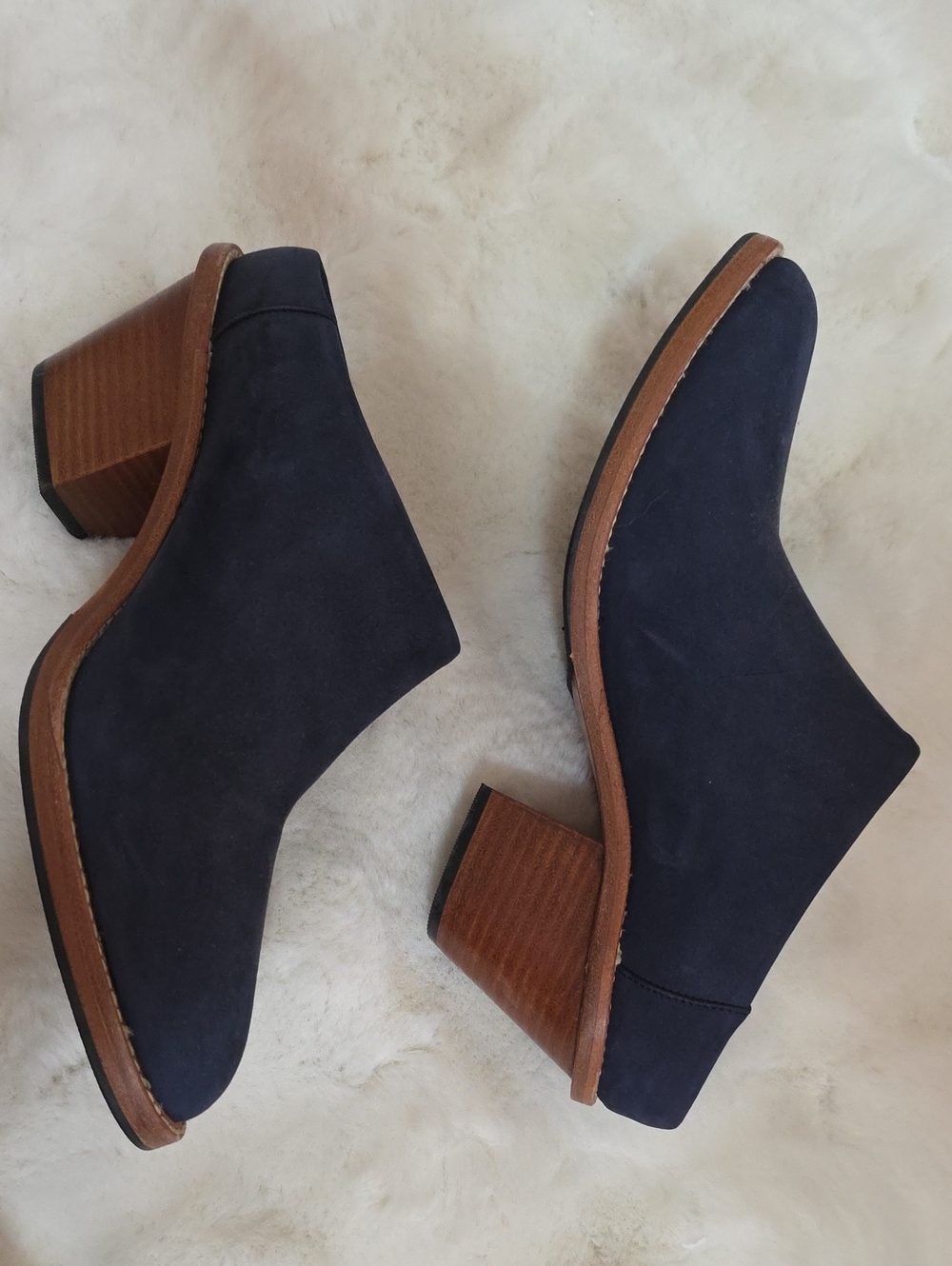 Women's Navy Suede Mule Clogs with Stacked Heel